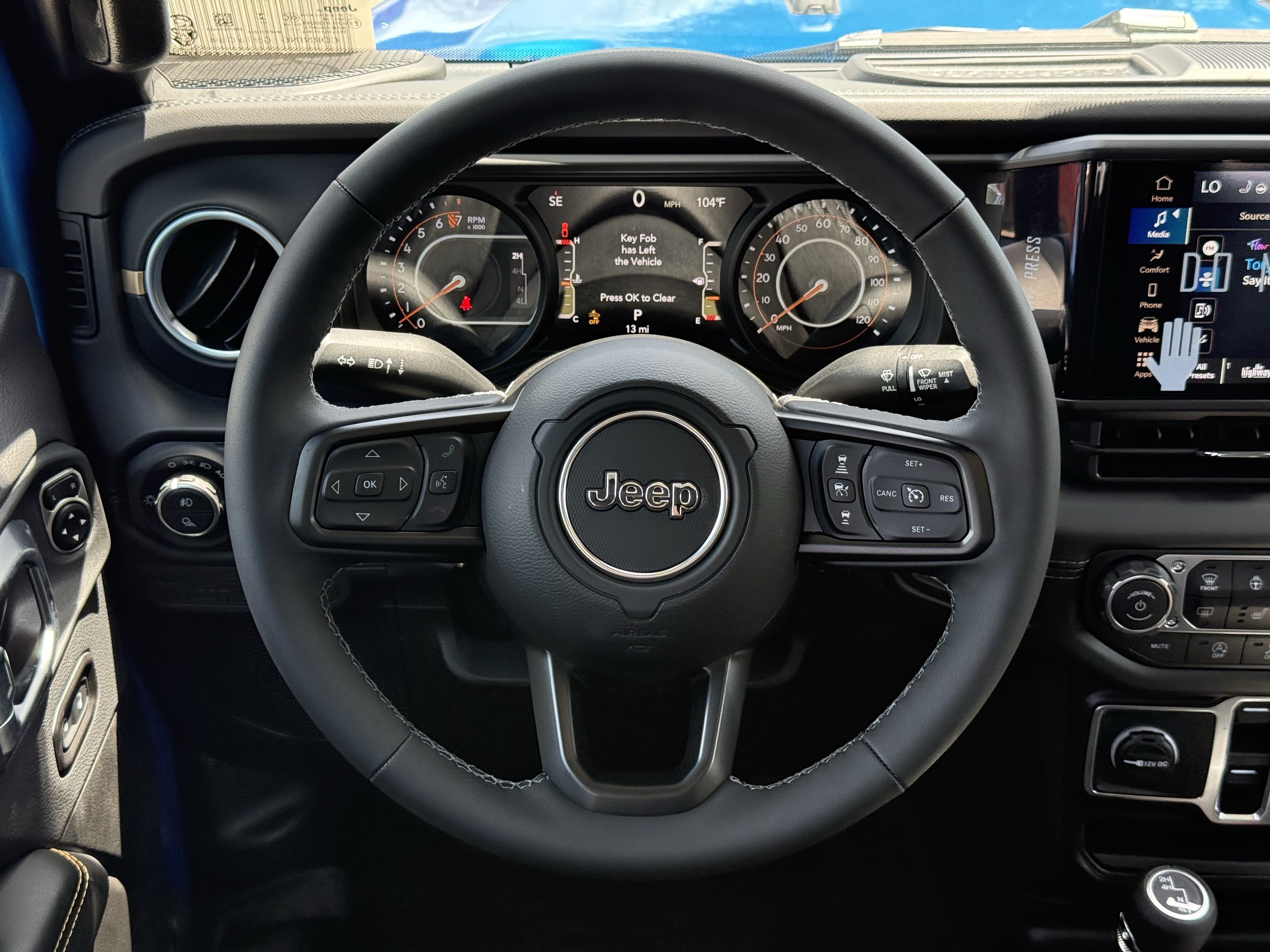 New 2026 Jeep Gladiator Sport AWD/4WD image 12