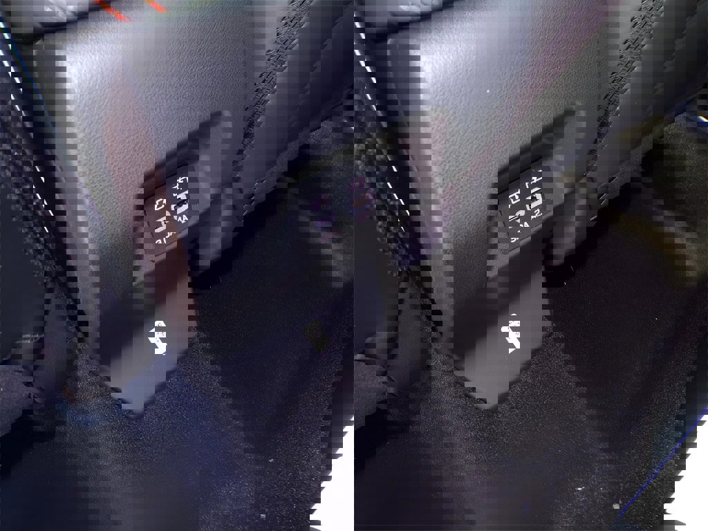 Certified 2025 Subaru Crosstrek 2.5i Limited image 13