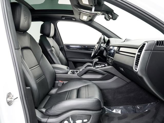 Used 2019 Porsche Cayenne image 25