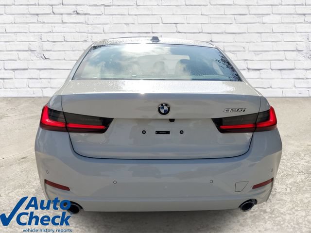 Used 2024 BMW 330i Sedan w/ Convenience Package RWD image 3