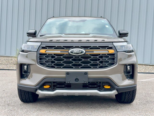 Used 2026 Ford Explorer Tremor w/ Tremor Convenience Package AWD/4WD image 3