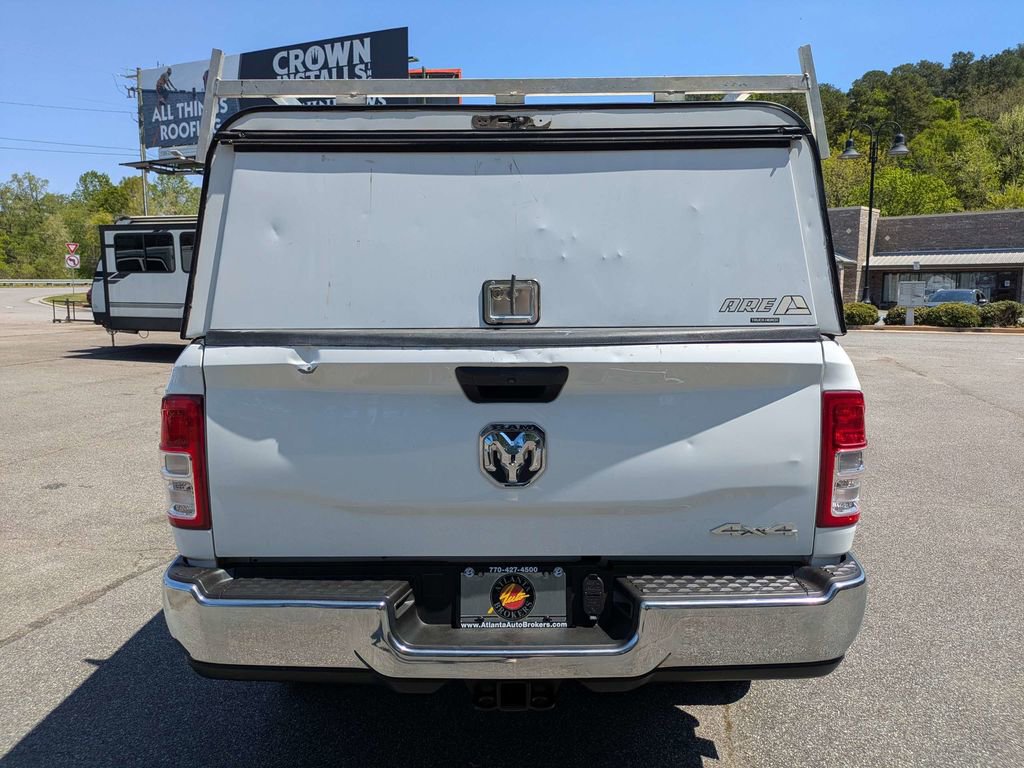 Used 2022 RAM 3500 Tradesman w/ Chrome Appearance Group AWD/4WD image 5