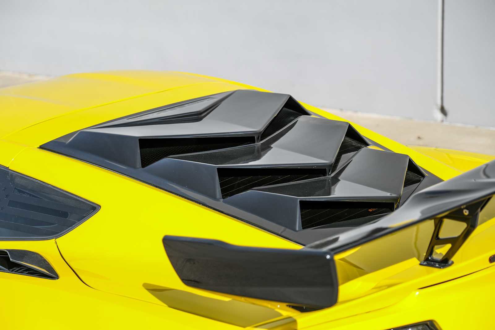 Used 2015 Chevrolet Corvette Z06 w/ 3LZ Preferred Equipment Group image 56