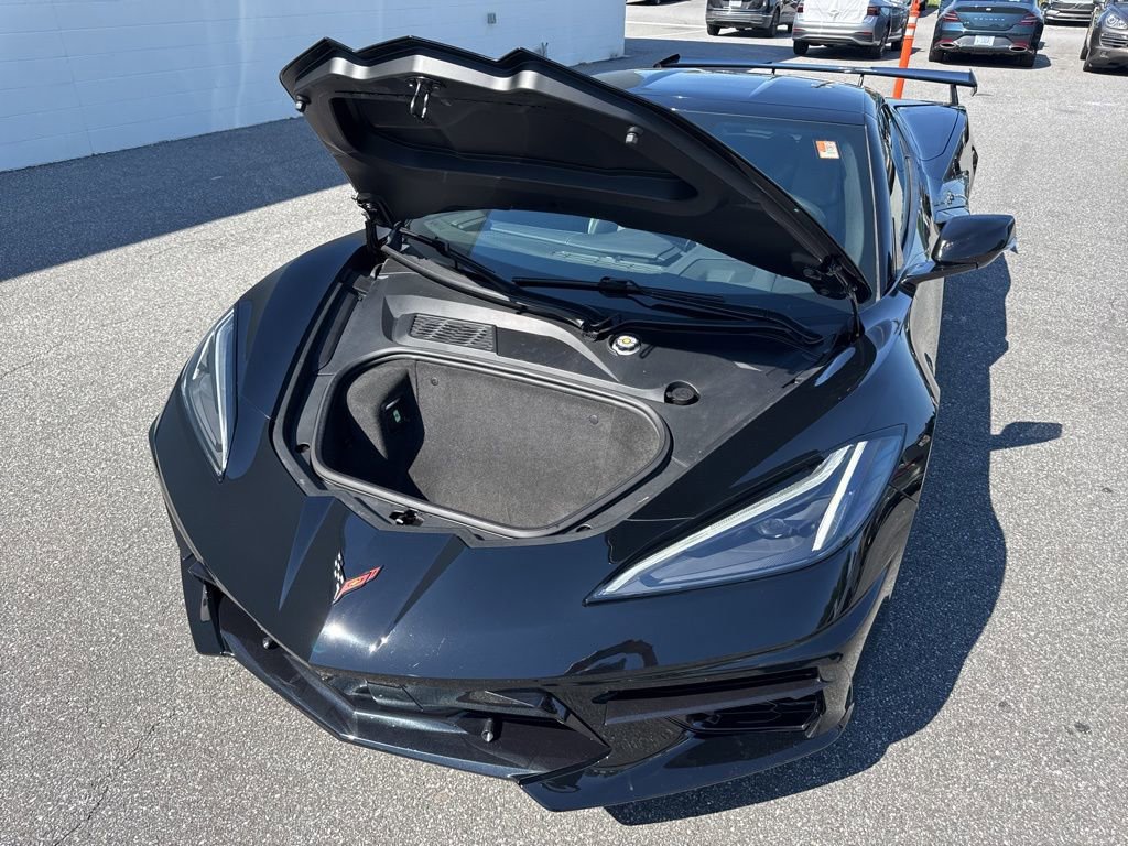 Used 2025 Chevrolet Corvette Stingray Coupe w/ 1LT image 33