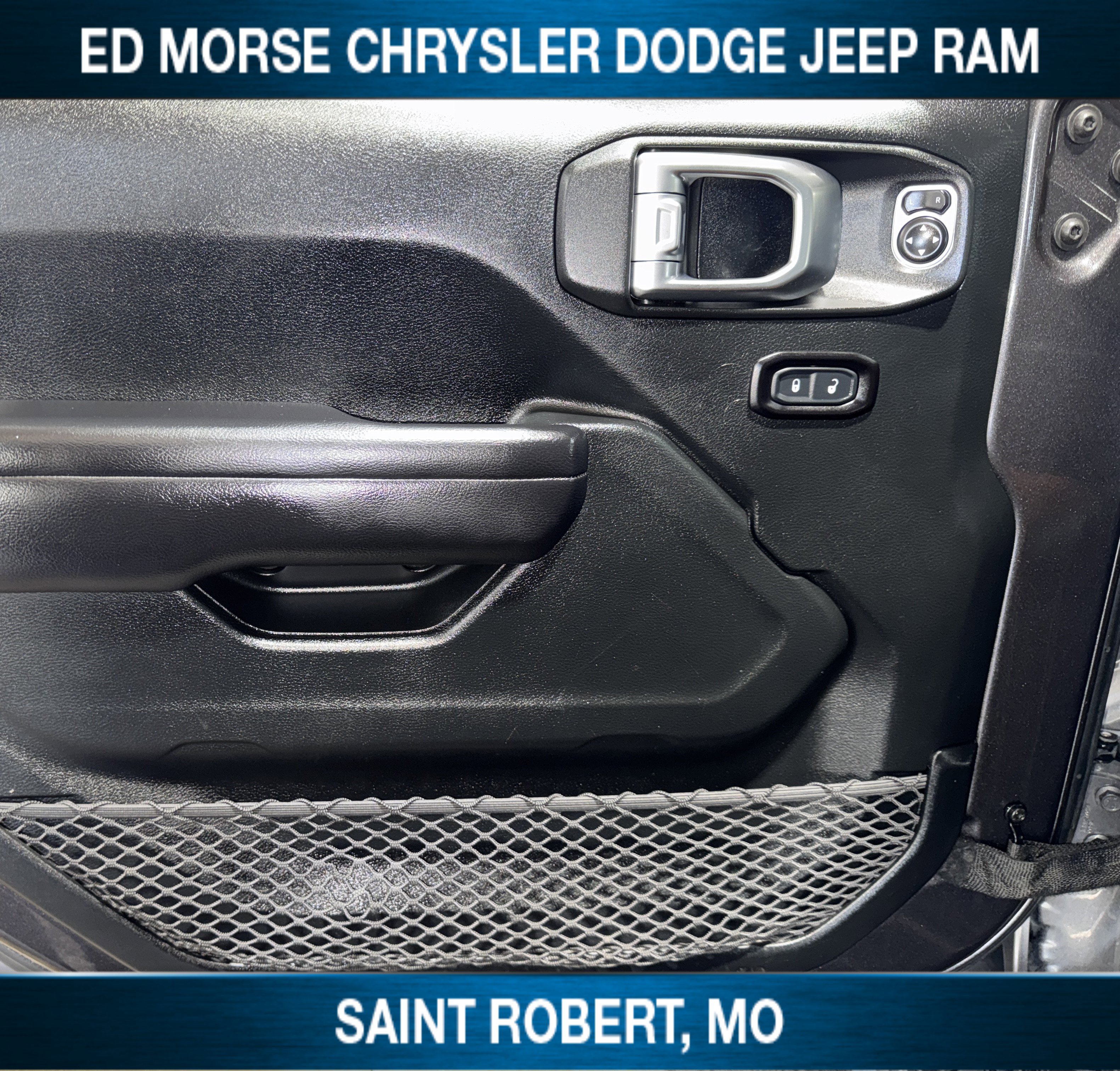 Used 2018 Jeep Wrangler Unlimited Sport S image 29