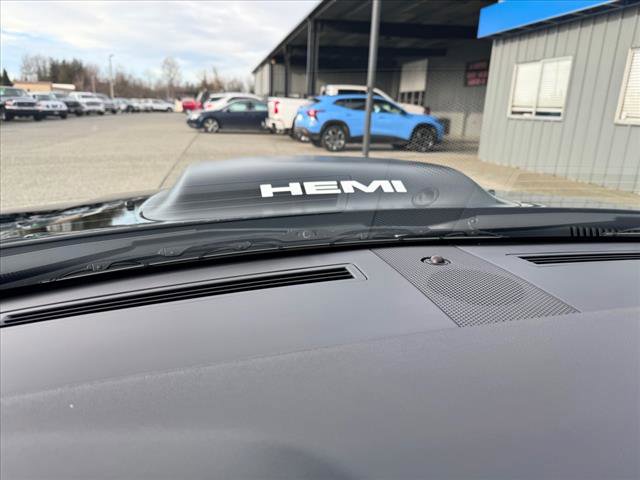 Used 2012 Dodge Challenger R/T image 17