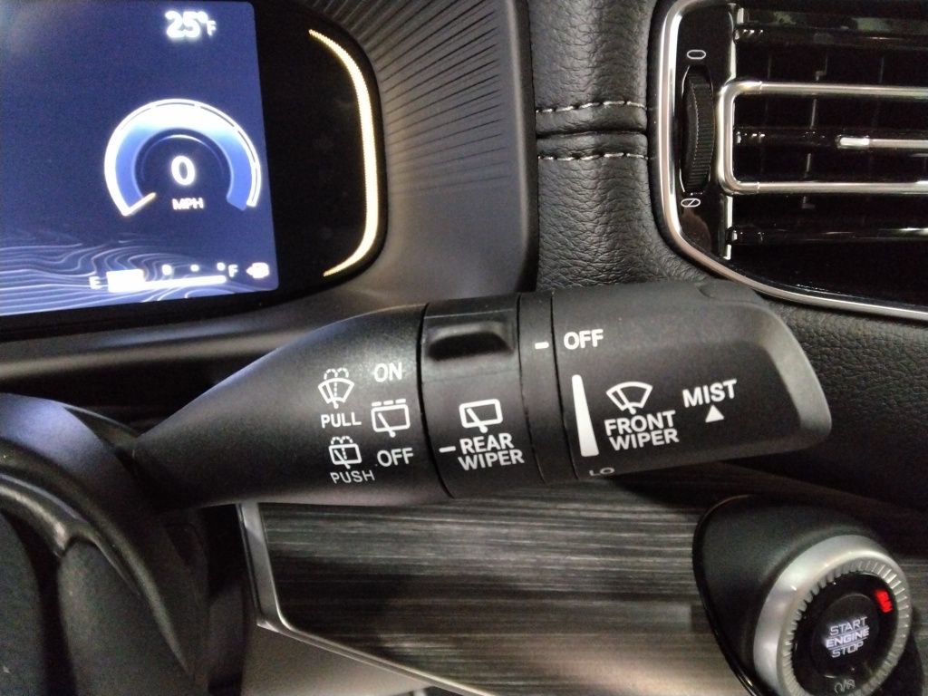 Used 2023 Jeep Wagoneer Series II w/ Premium Group I image 17