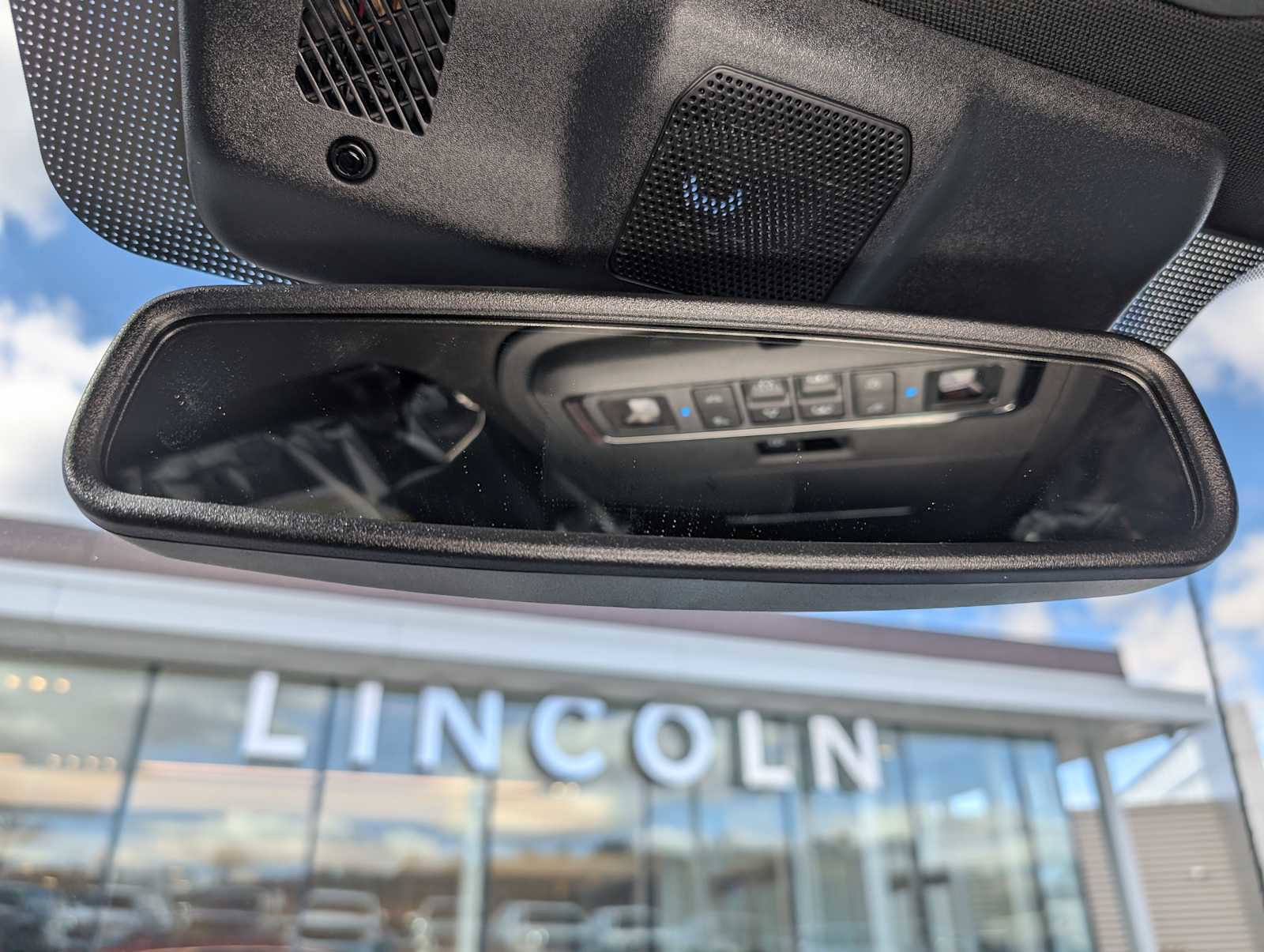 New 2025 Ford F150 Lightning Platinum w/ Dark Elements Package image 34