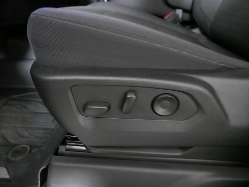 Used 2025 GMC Sierra 2500 SLE w/ Preferred Package AWD/4WD image 21