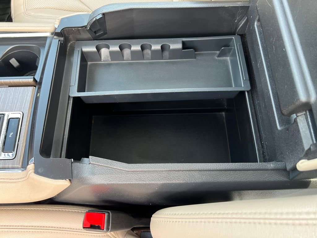 Used 2023 Ford Expedition Limited image 23