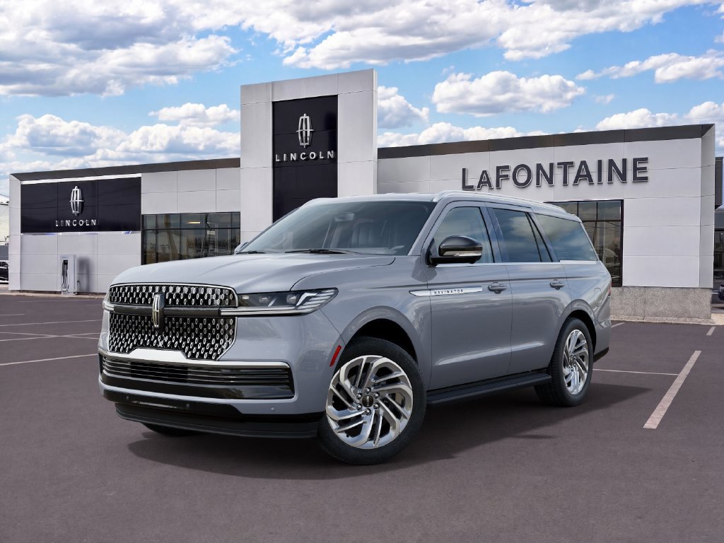 New 2027 Lincoln Navigator Premiere AWD/4WD image 2