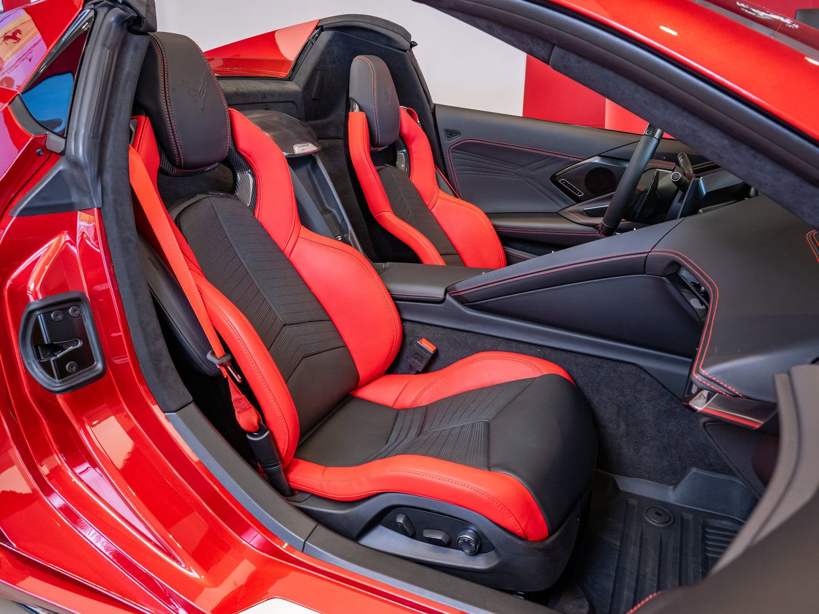 Used 2025 Chevrolet Corvette E-Ray image 19