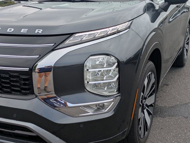New 2025 Mitsubishi Outlander SEL FWD image 9