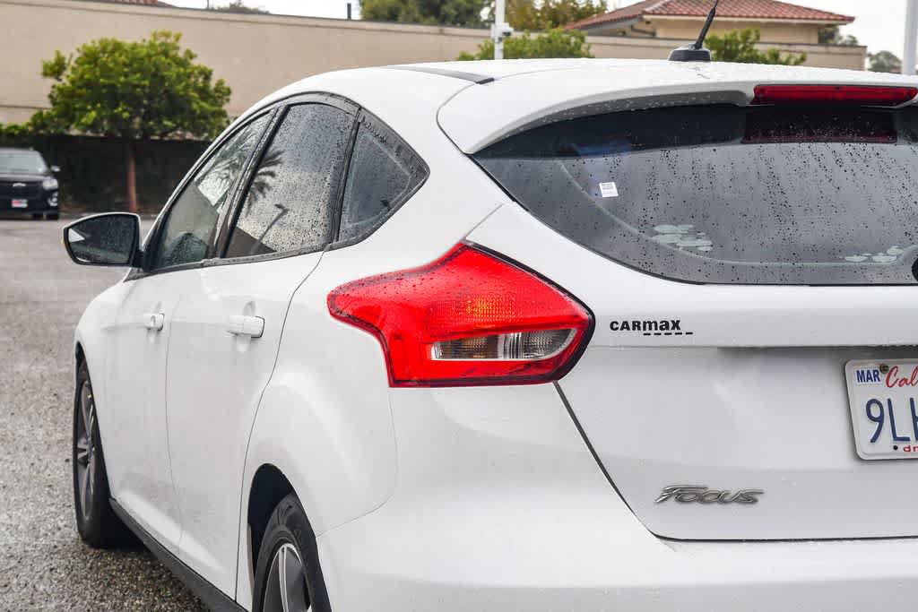 Used 2016 Ford Focus SE FWD image 6