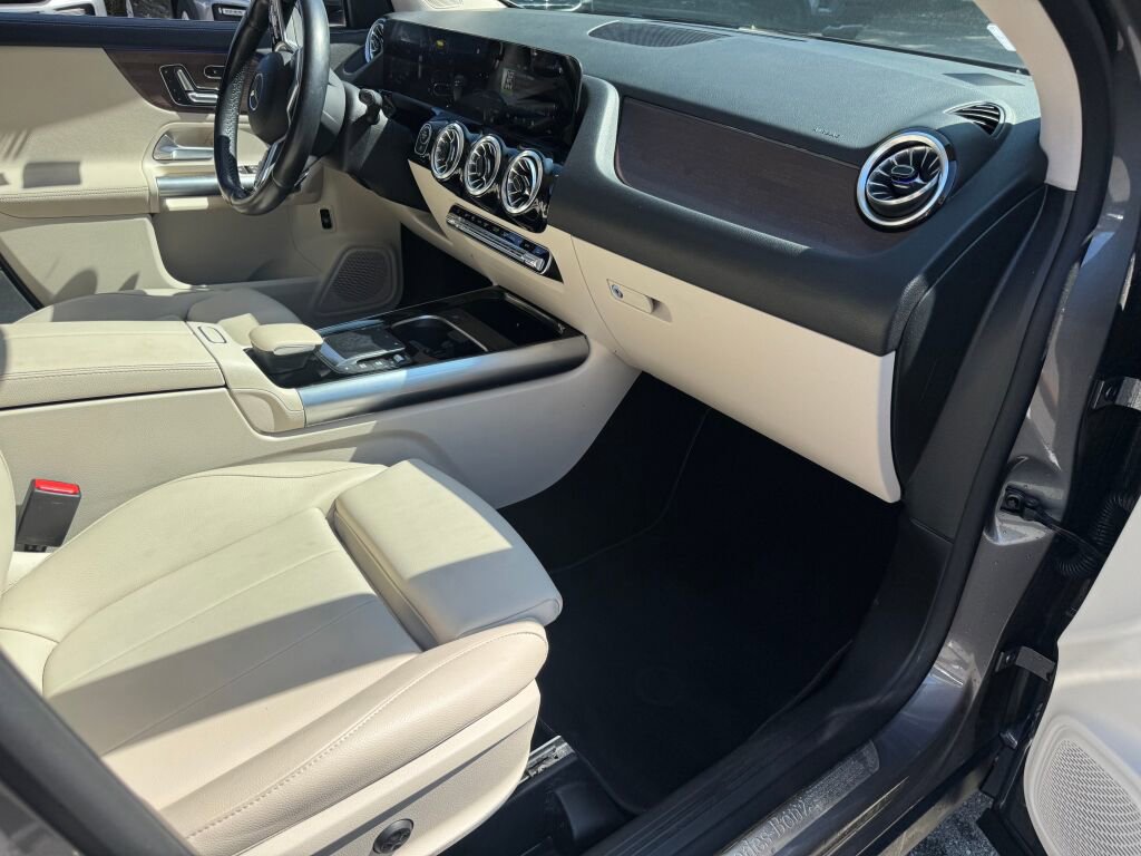 Certified 2023 Mercedes-Benz GLA 250 4MATIC image 21