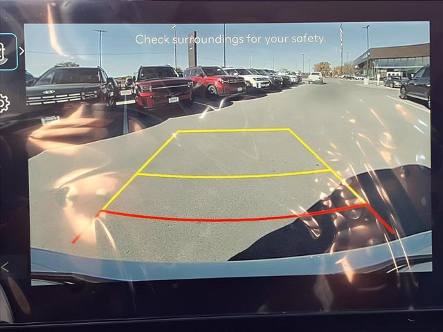 New 2025 Hyundai Tucson SE image 17