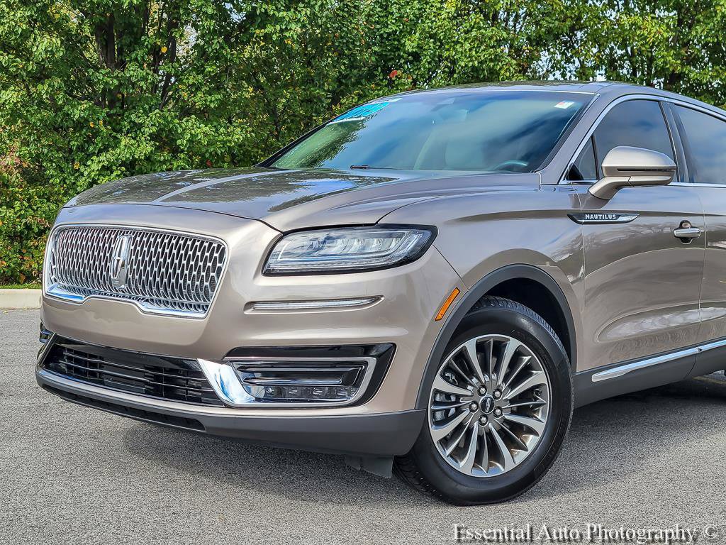 Used 2019 Lincoln Nautilus Select w/ Cargo Utility Package FWD image 2