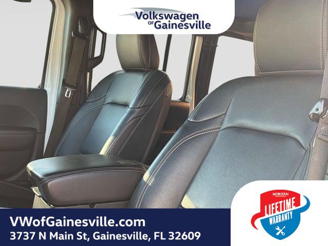 Used 2018 Jeep Wrangler Unlimited Sahara AWD/4WD image 19
