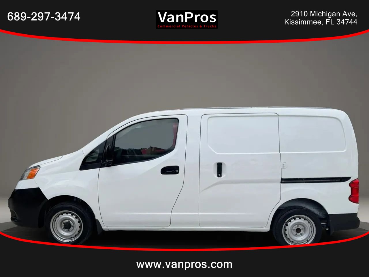 Used 2018 Nissan NV200 S FWD image 2