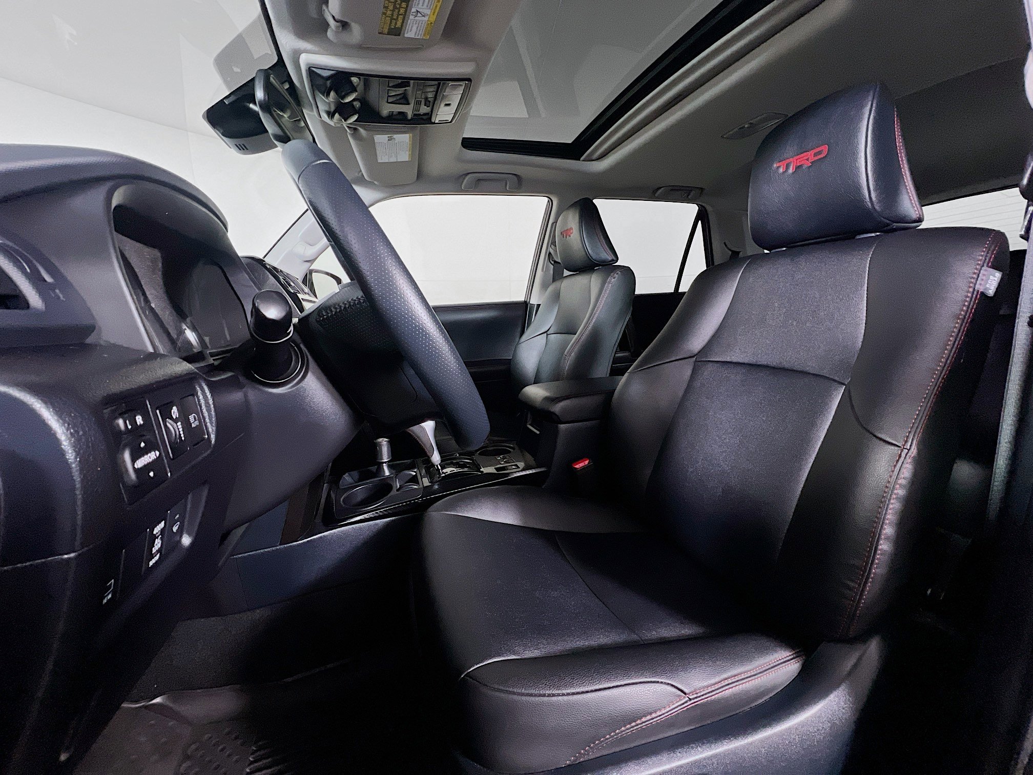 Certified 2024 Toyota 4Runner TRD Off-Road Premium w/ Off Road Premium Plus Package AWD/4WD image 11