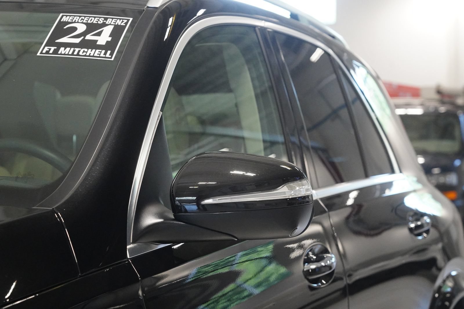 Certified 2024 Mercedes-Benz GLE 350 4MATIC image 7