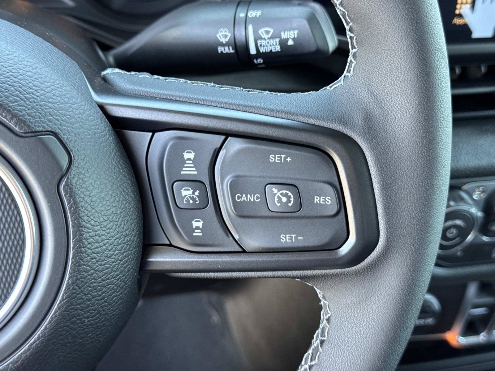 New 2026 Jeep Gladiator Sport AWD/4WD image 9