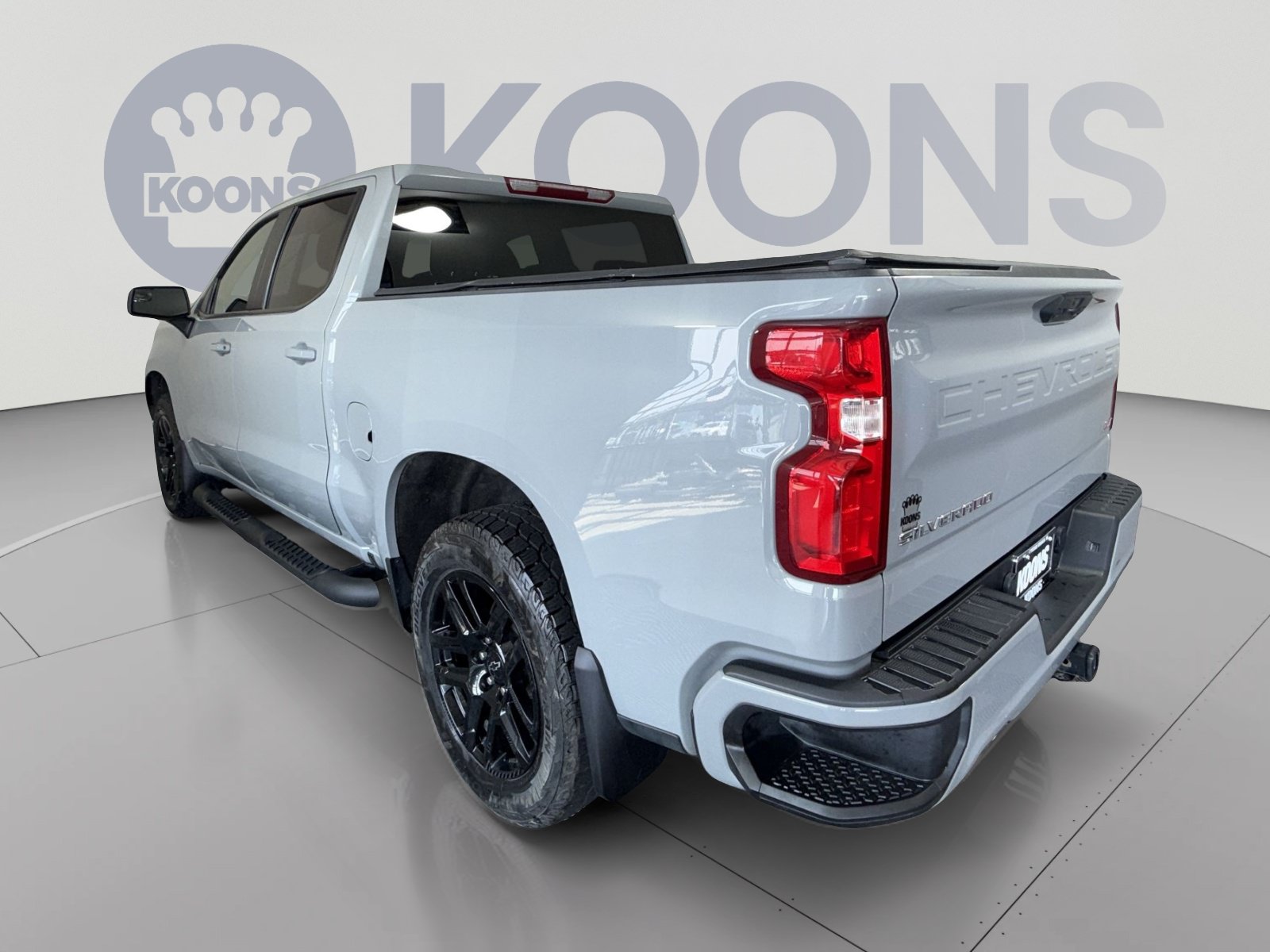 Used 2024 Chevrolet Silverado 1500 RST AWD/4WD image 4