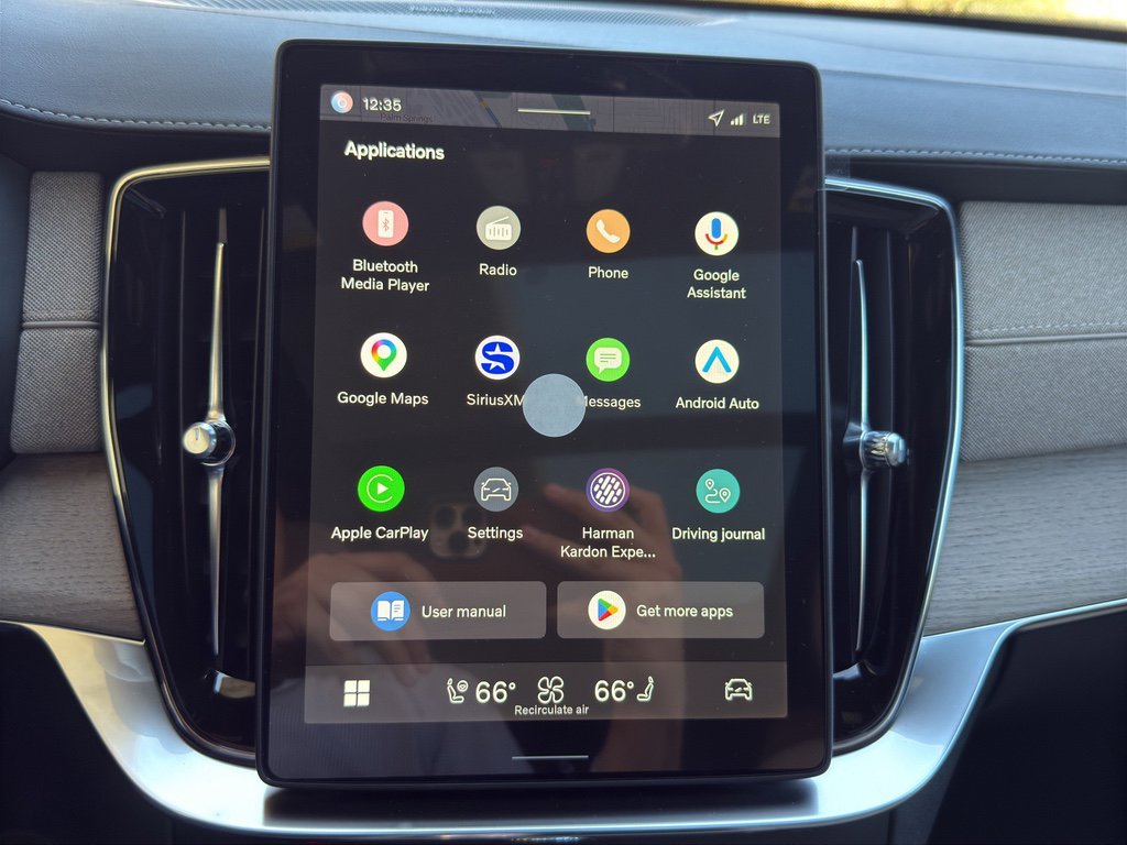 New 2026 Volvo XC90 B6 Plus w/ Protection Package Premier image 28