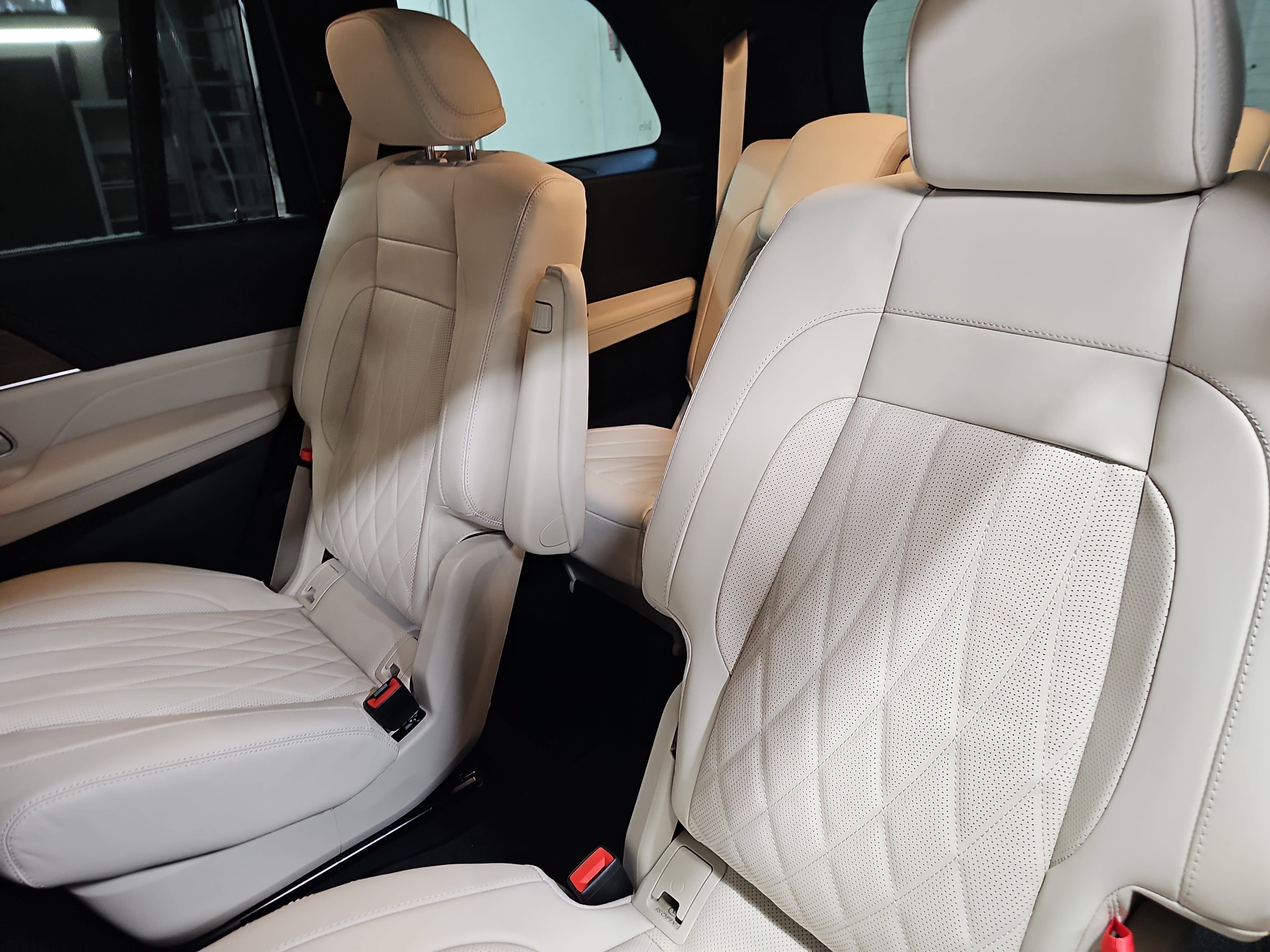 New 2026 Mercedes-Benz GLS 63 AMG 4MATIC image 16