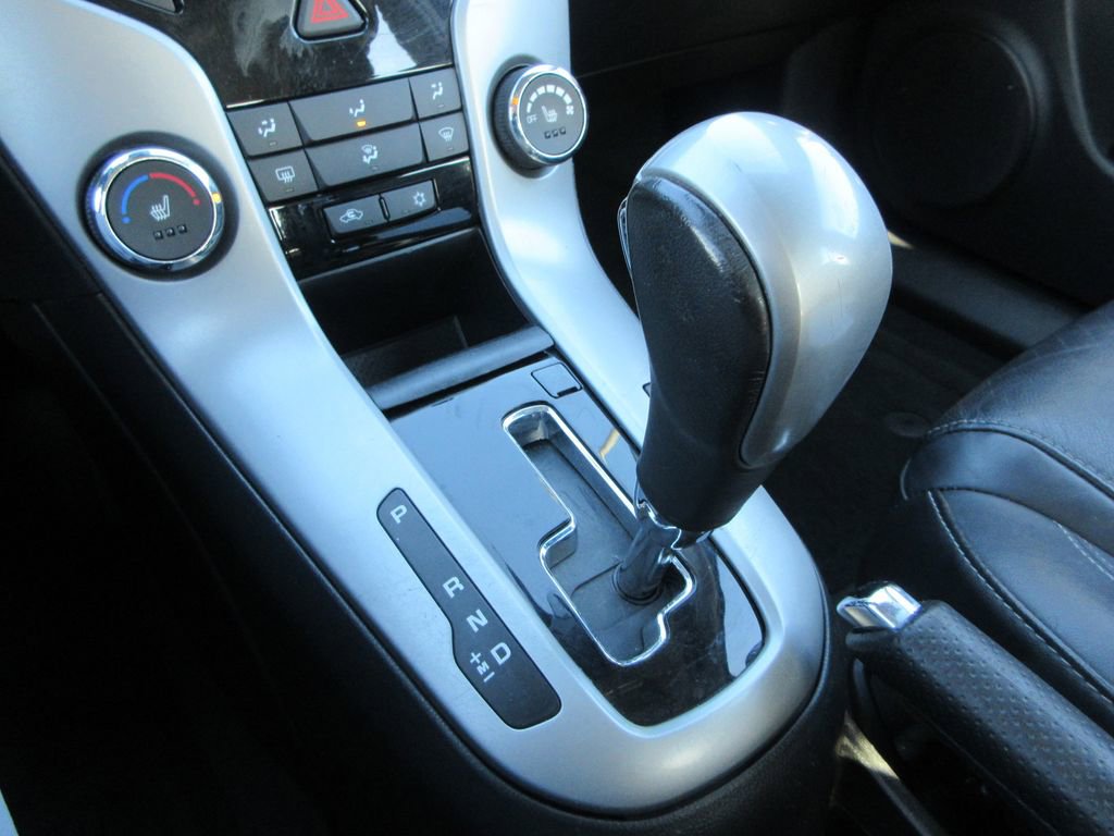 Used 2013 Chevrolet Cruze LT w/ RS Package image 28