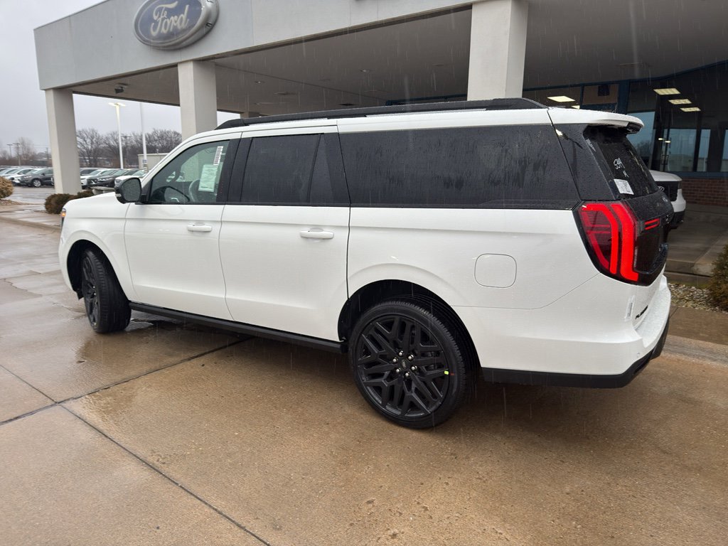 New 2026 Ford Expedition Max Platinum image 8