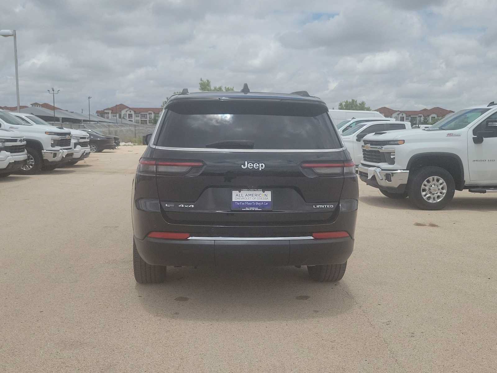 Used 2021 Jeep Grand Cherokee L Limited AWD/4WD image 7