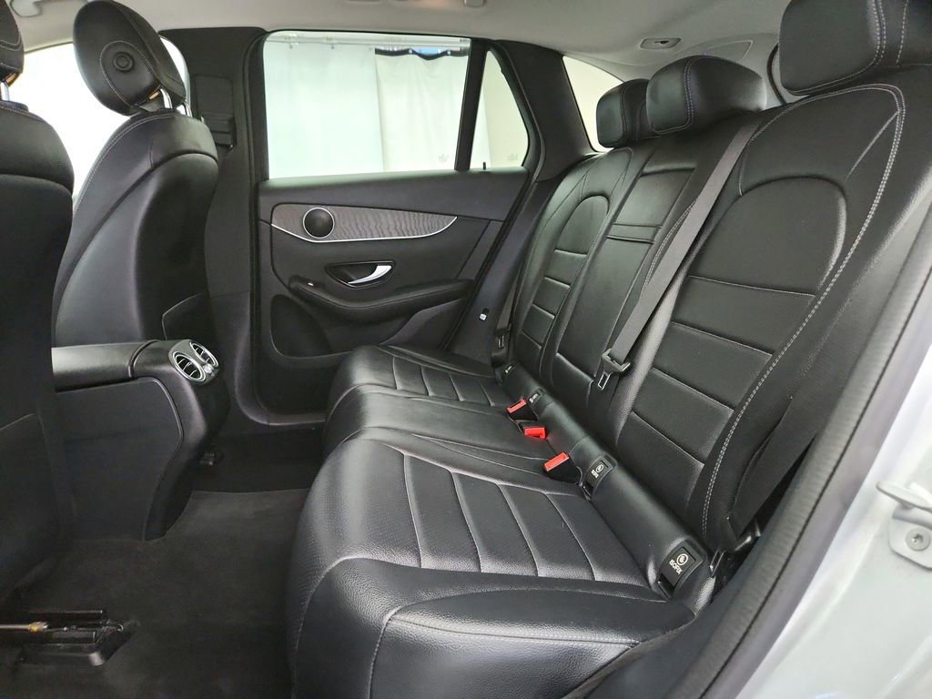 Used 2016 Mercedes-Benz GLC 300 4MATIC image 20