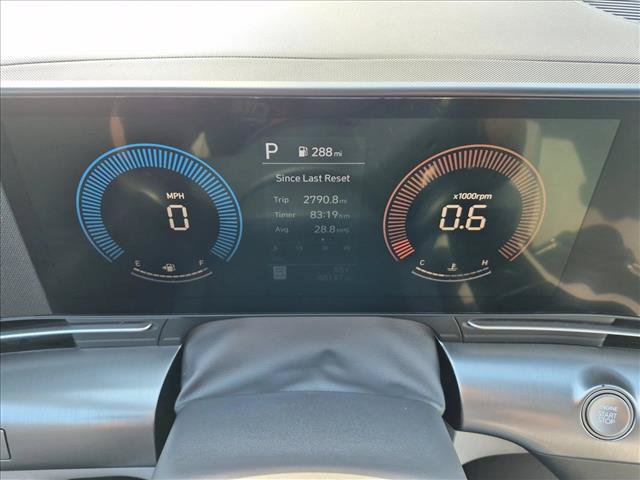 Used 2025 Hyundai Kona SEL AWD/4WD image 11