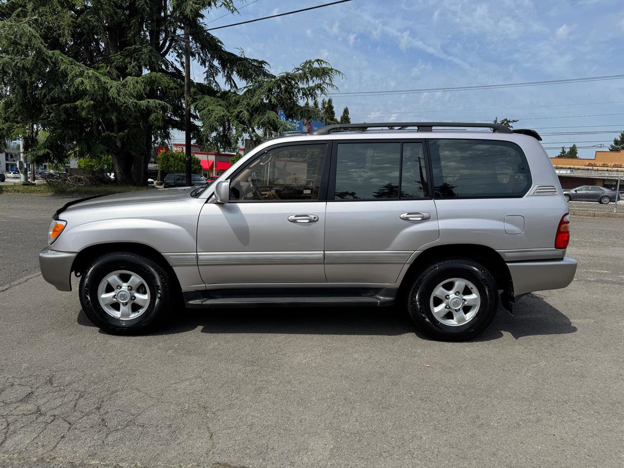 Used 1998 Toyota Land Cruiser AWD/4WD image 3