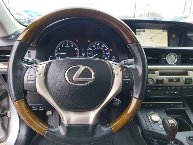 Used 2015 Lexus ES 350 image 19