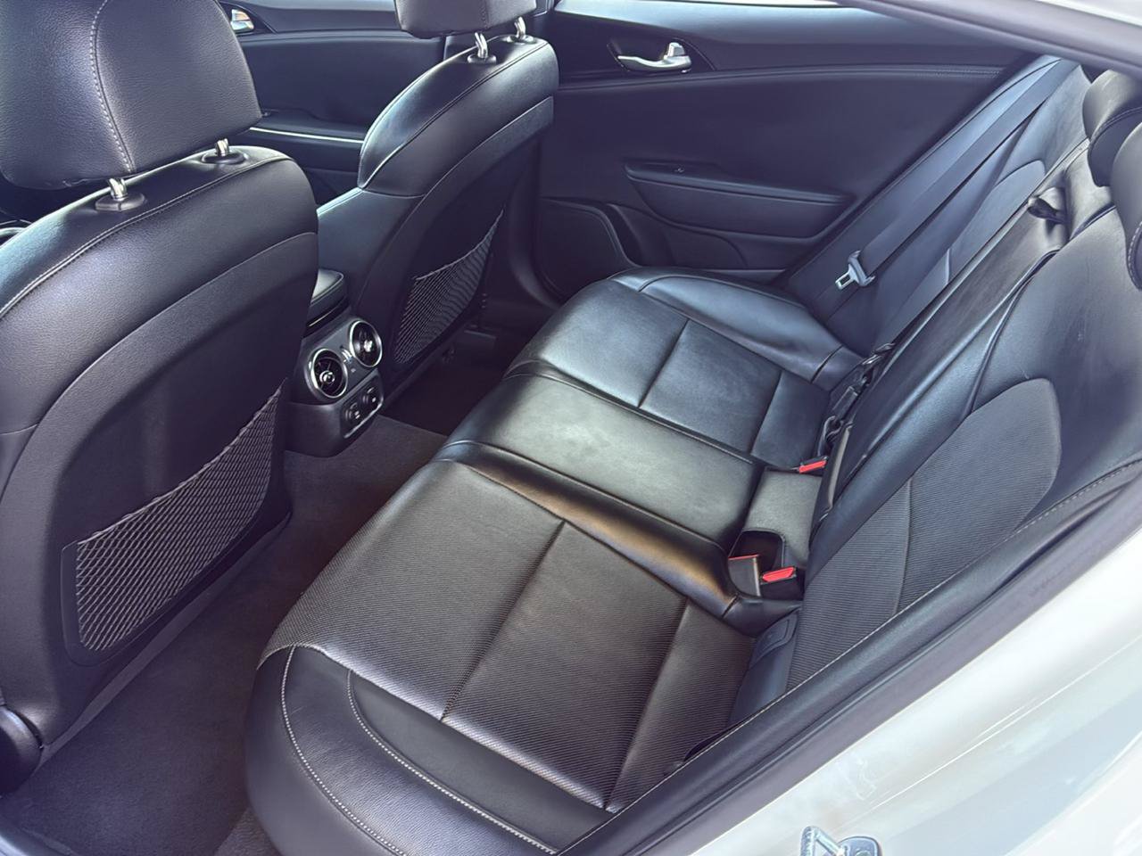 Used 2022 Kia Stinger GT-Line RWD image 39