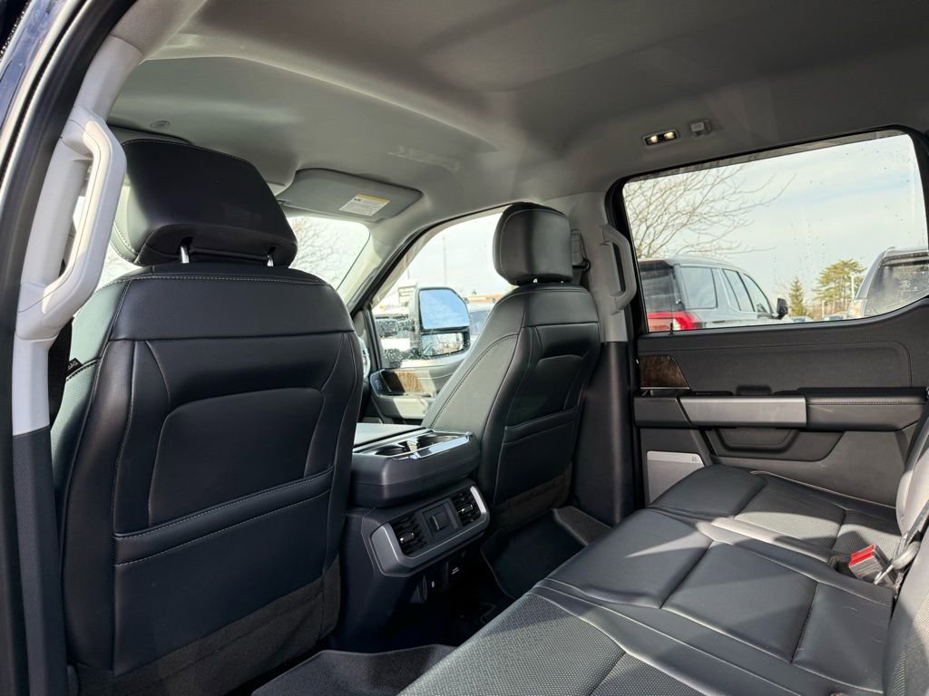 Used 2021 Ford F150 Lariat image 16