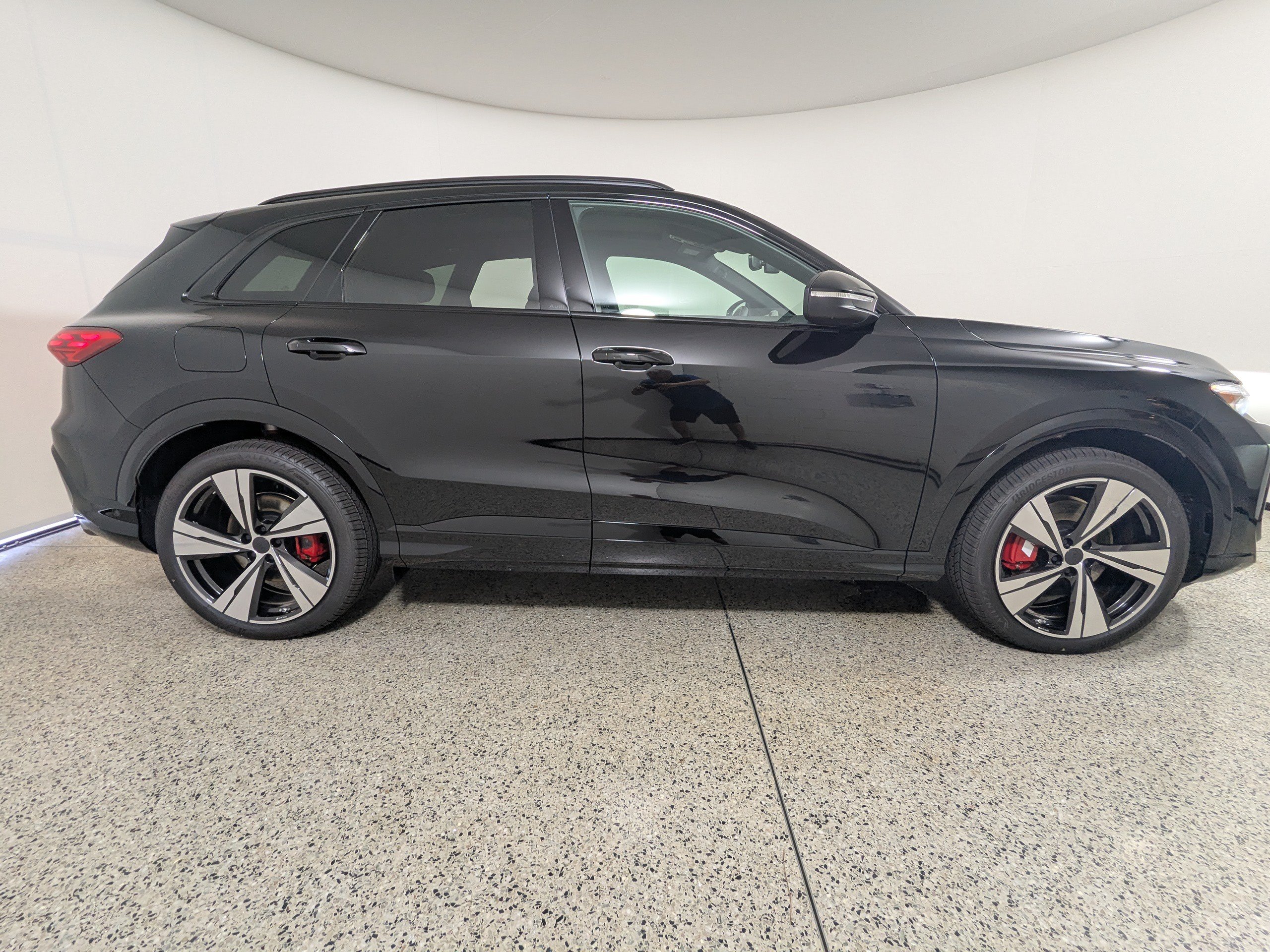 New 2026 Audi SQ5 Premium Plus AWD/4WD image 8
