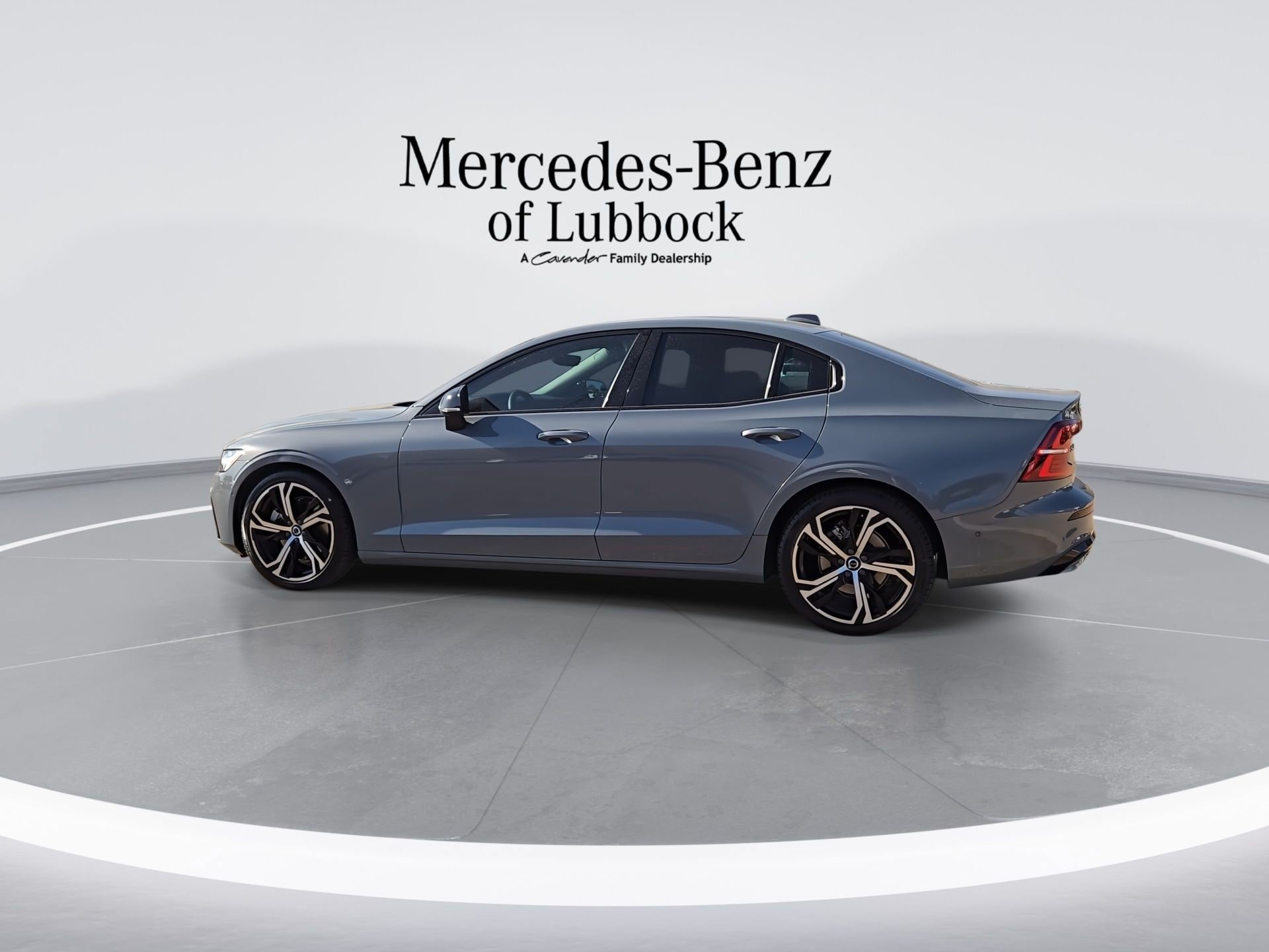 Used 2024 Volvo S60 B5 Plus FWD image 6