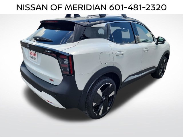 New 2026 Nissan Kicks SR w/ Cold Weather Package FWD image 5
