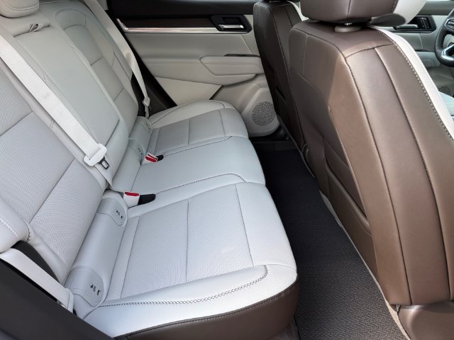 Used 2026 GMC Terrain Denali AWD/4WD image 11