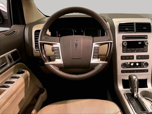 Used 2008 Lincoln MKX AWD image 6