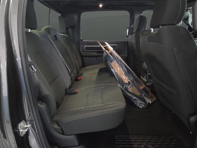 New 2026 RAM 1500 4x4 Crew Cab image 34