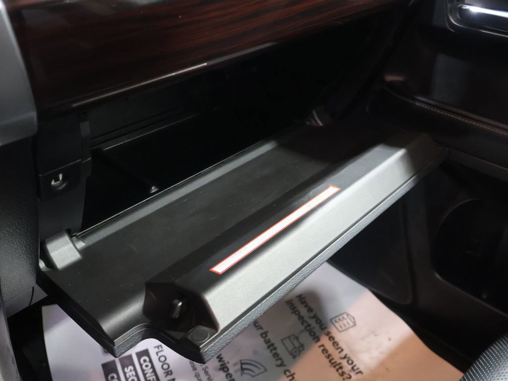 Used 2021 Toyota 4Runner Limited image 33