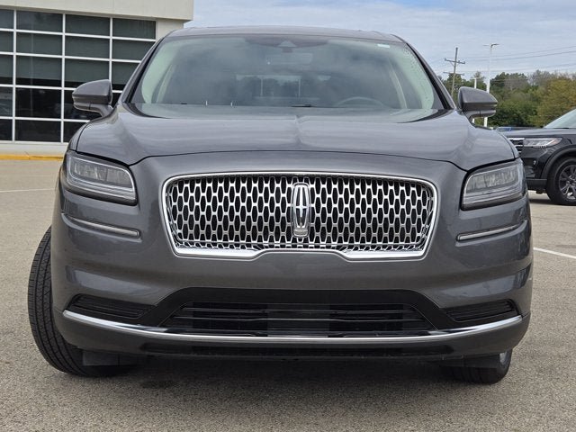 Used 2023 Lincoln Nautilus Reserve AWD/4WD image 2