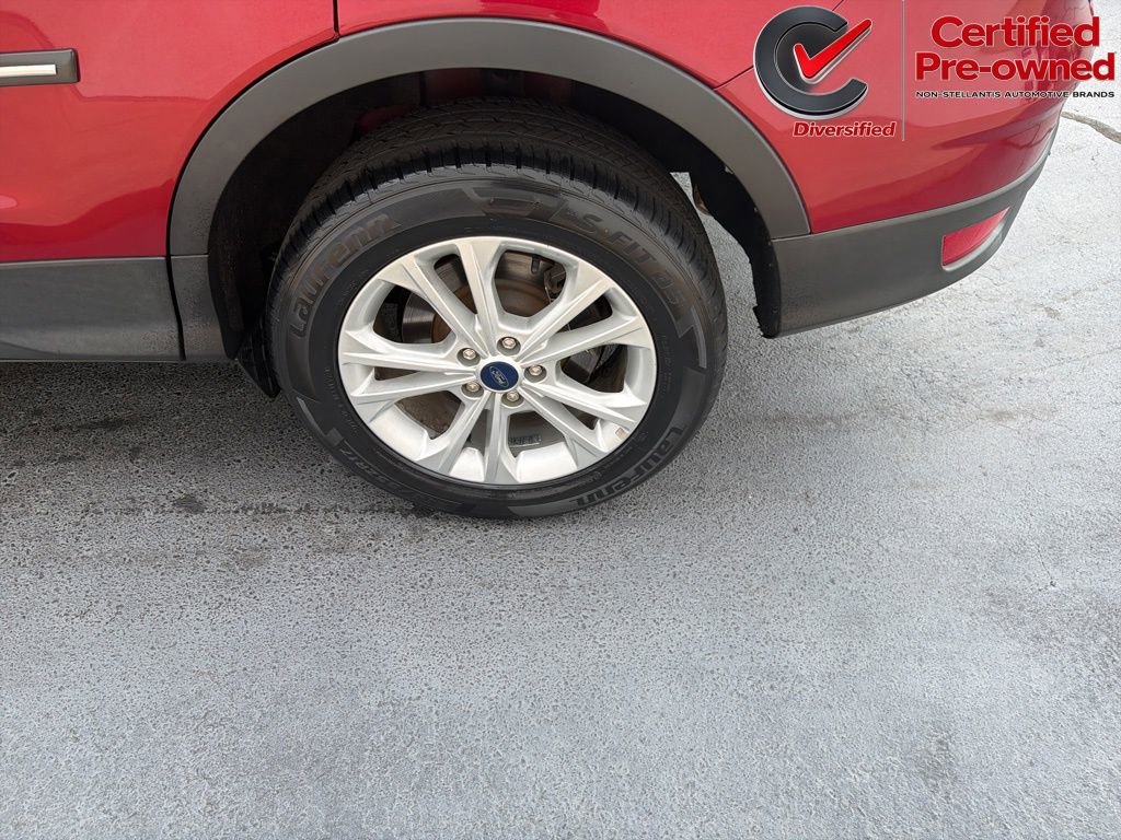 Used 2018 Ford Escape SE FWD image 15