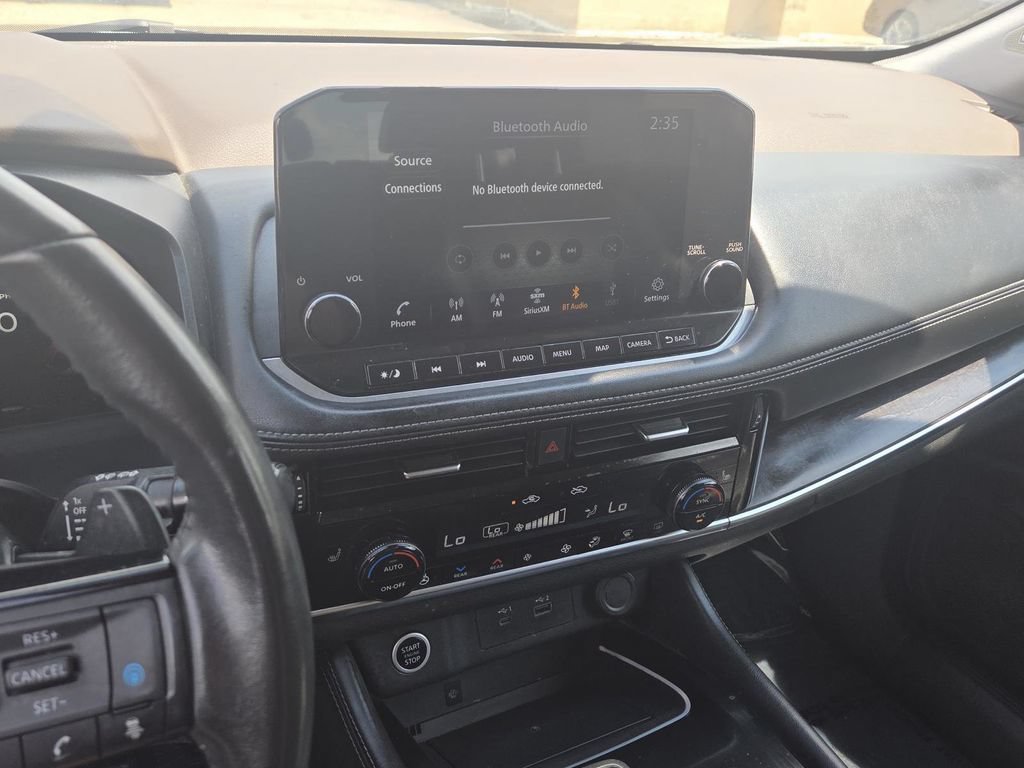 Used 2021 Nissan Rogue Platinum AWD/4WD image 27