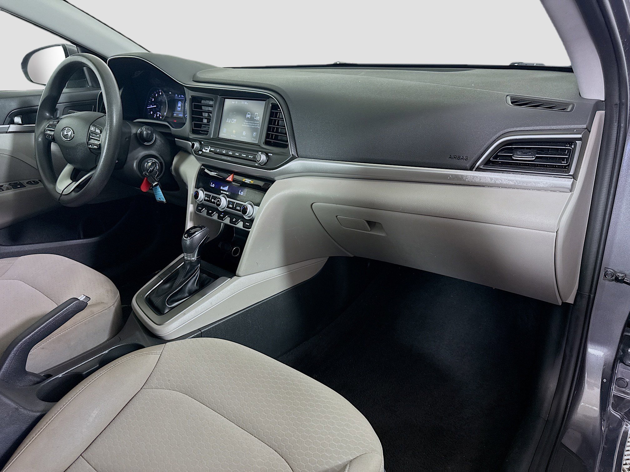 Used 2020 Hyundai Elantra SEL image 29