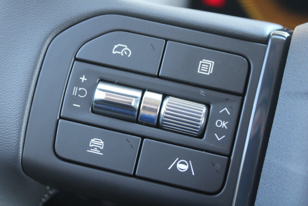 New 2027 Kia Seltos LX FWD image 25